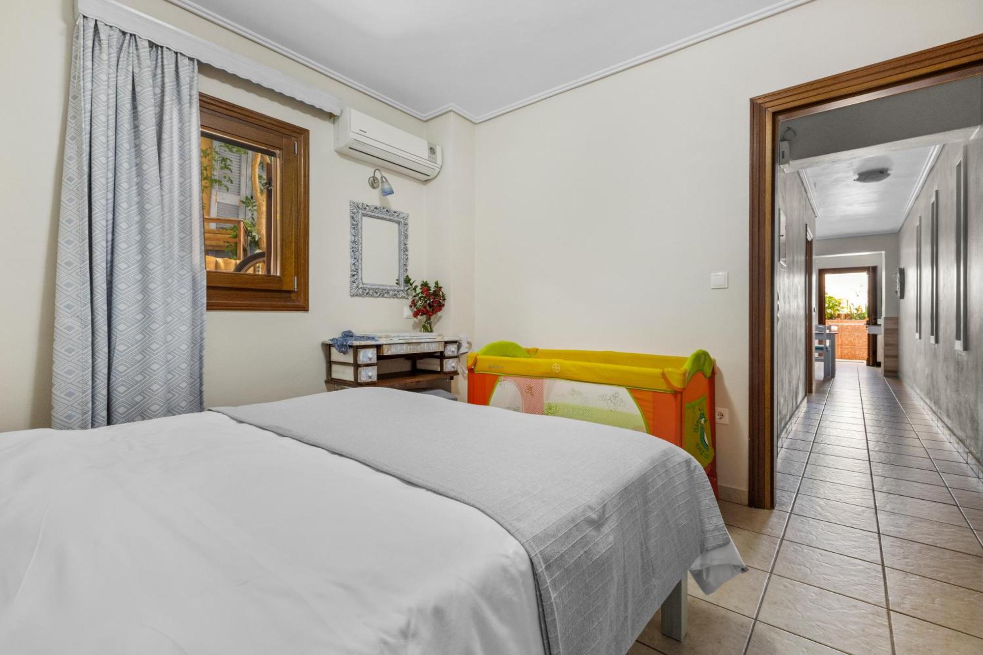 Spetses Center Comfy Apartment Exterior foto